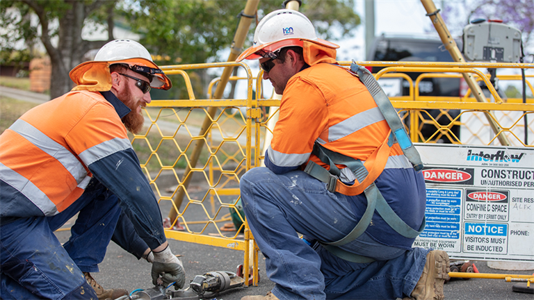 Interflow sewer relining work