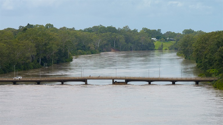 Maryborough Flood - Granville-Bridge - 10 March 2026