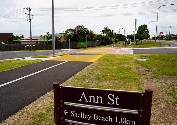 Ann Street raised priority crossing