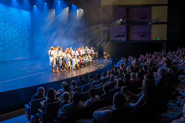 Brolga Theatre performance