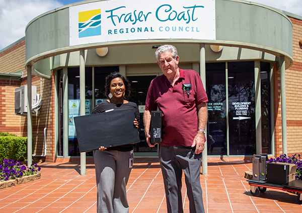Computers donated to burrum community mens shed 600