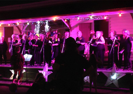 Hervey bay historical carols in the village