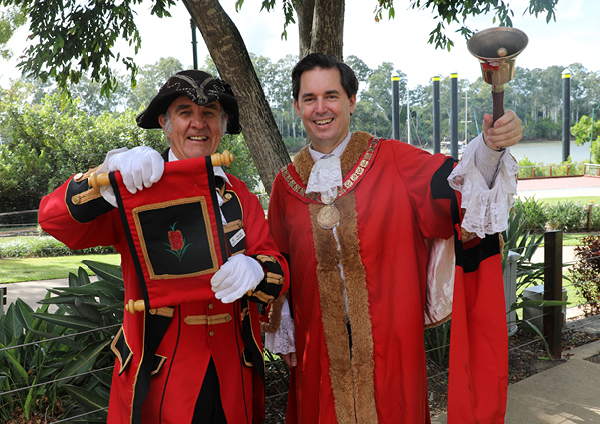 Maryborough Town Crier Ken Ashford and Mayor George Seymour